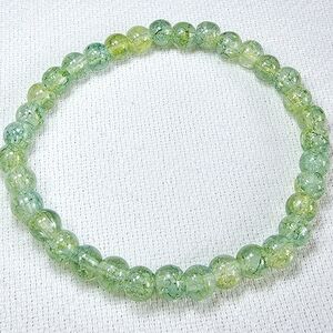 Elegant Green Beaded Bracelet